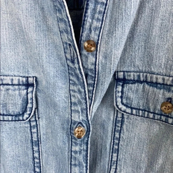 BP. 100% cotton Light Wash Denim Chambray long sleeve Top size small - Picture 5 of 9